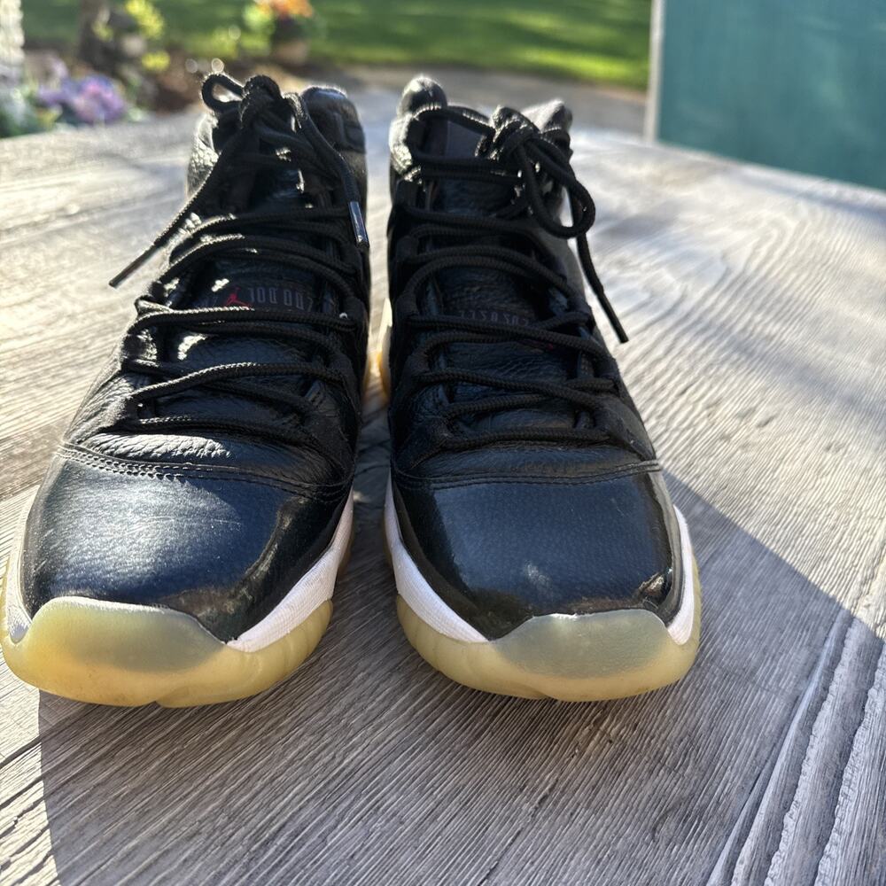 Size 6.5 Youth - Jordan 11 Retro Low 72-10